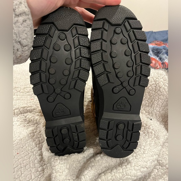 Timberland Eurohiker size 5.5 Y new w/o box - Picture 8 of 11